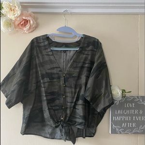 EXPRESS Camo top